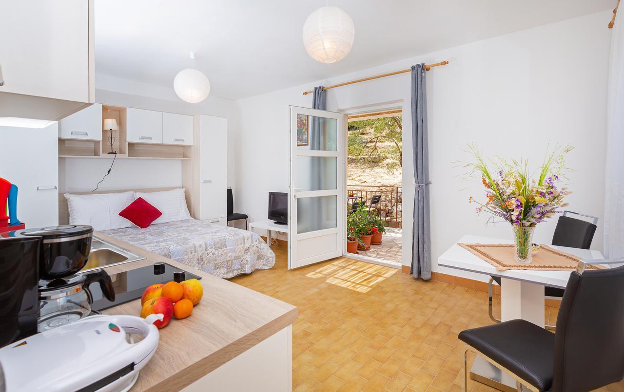 Apartments Elica Donje Celo Екстер'єр фото