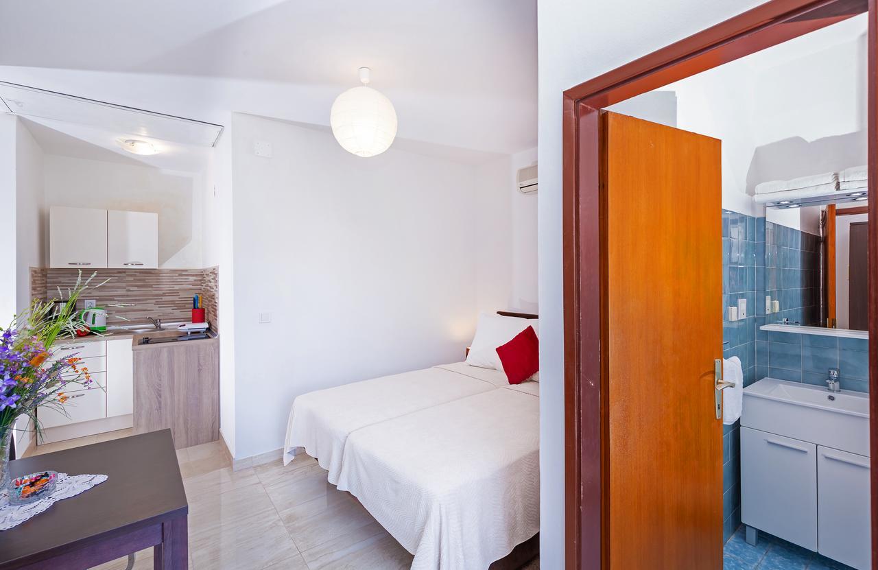 Apartments Elica Donje Celo Екстер'єр фото