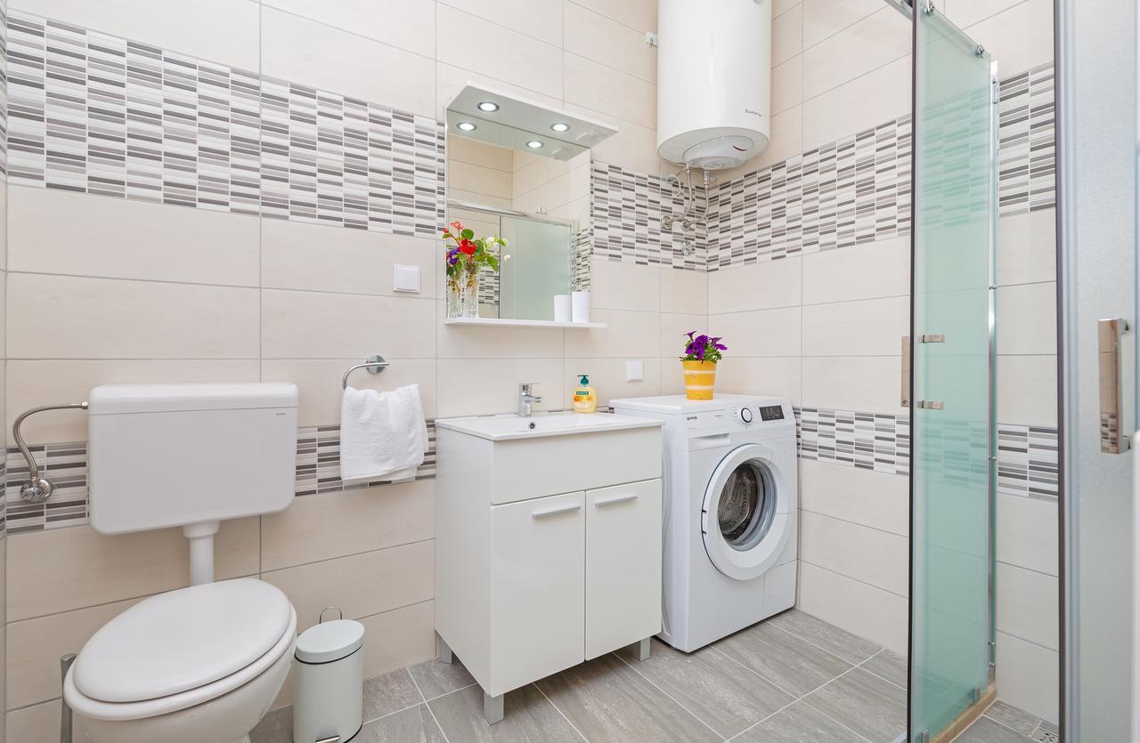 Apartments Elica Donje Celo Екстер'єр фото